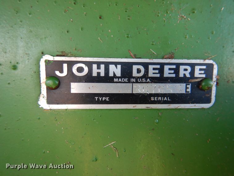 image for item HL9512 1977 John Deere 5440  forage harvester