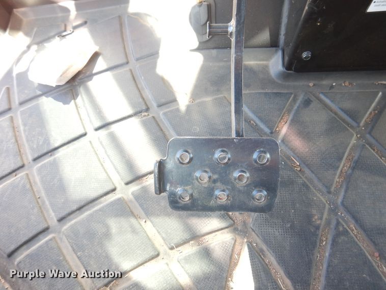 image for item HL9517 Kioti RX7320  MFWD tractor