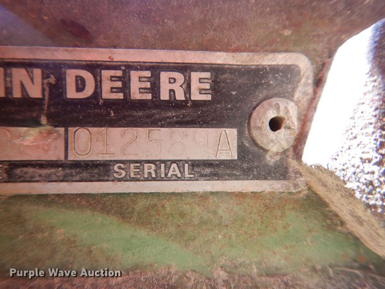 image for item HL9519 John Deere A2700 seven bottom plow