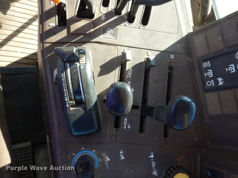 image for item HL9528 John Deere 6410  tractor