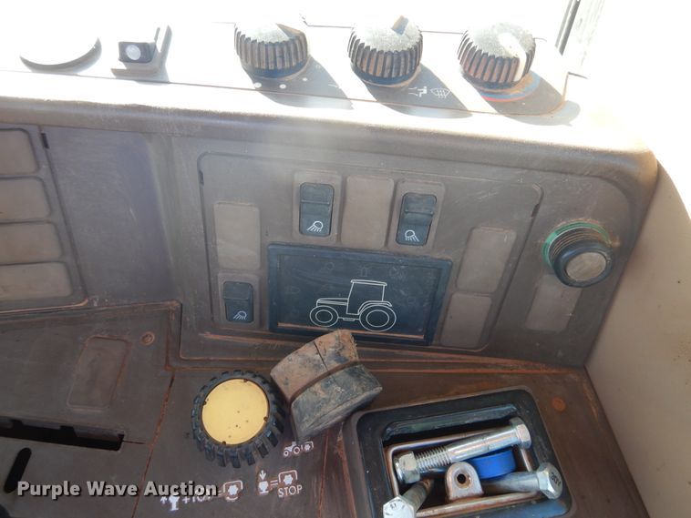 image for item HL9528 John Deere 6410  tractor