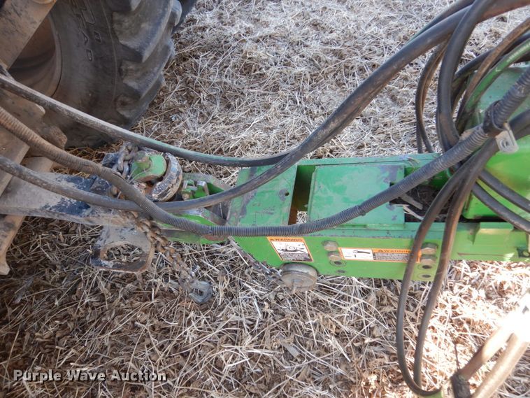 image for item HP9993 John Deere 1780 split row planter
