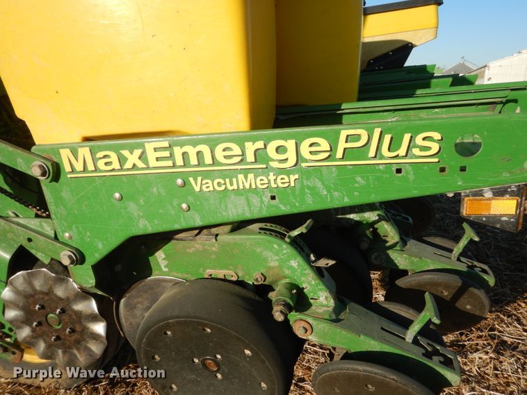 image for item HP9993 John Deere 1780 split row planter