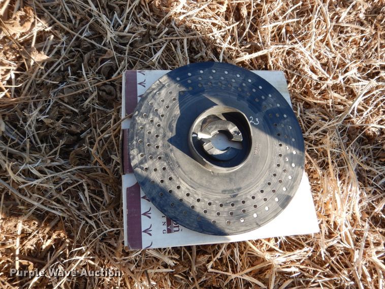 image for item HP9993 John Deere 1780 split row planter