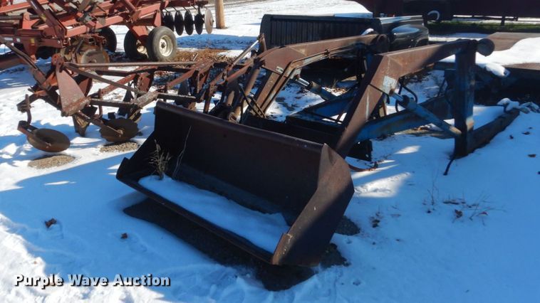 image for item HS9404 (2) pieces of ag equipment