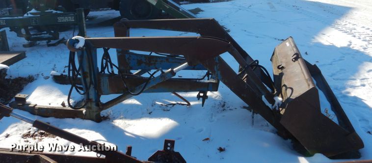 image for item HS9404 (2) pieces of ag equipment