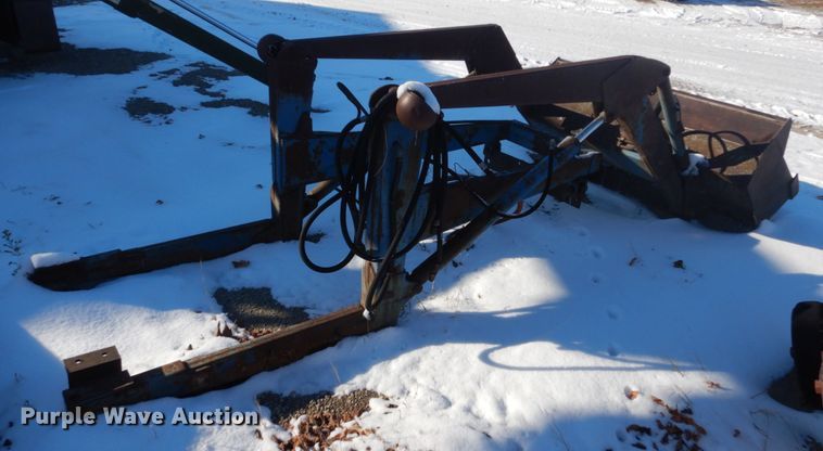 image for item HS9404 (2) pieces of ag equipment