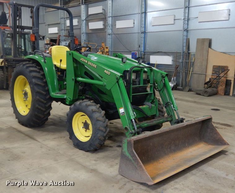 image for item HS9432 1999 John Deere 4600  tractor