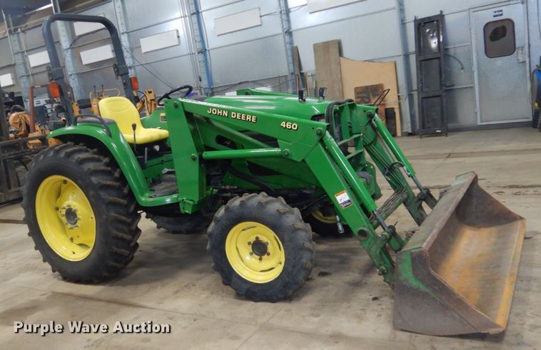 image for item HS9432 1999 John Deere 4600  tractor