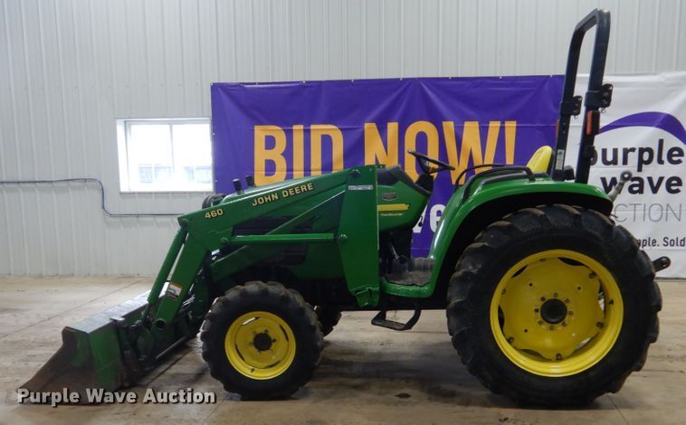 image for item HS9432 1999 John Deere 4600  tractor