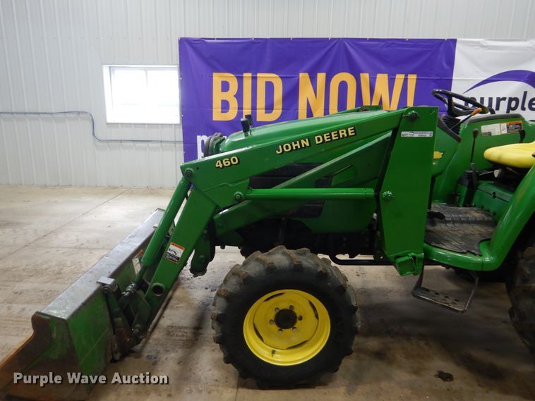 image for item HS9432 1999 John Deere 4600  tractor