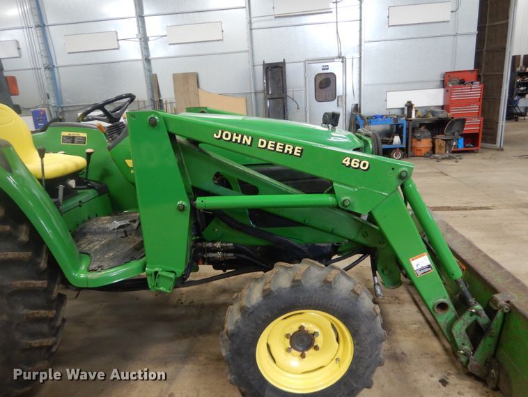 image for item HS9432 1999 John Deere 4600  tractor