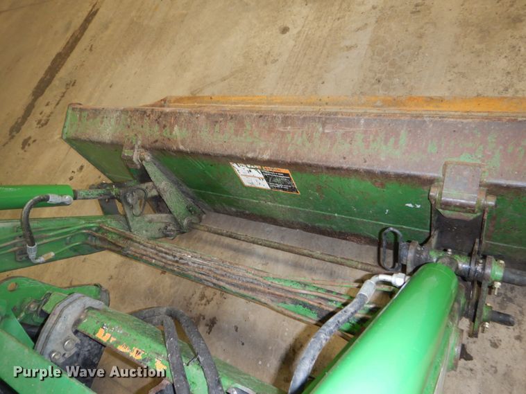 image for item HS9432 1999 John Deere 4600  tractor