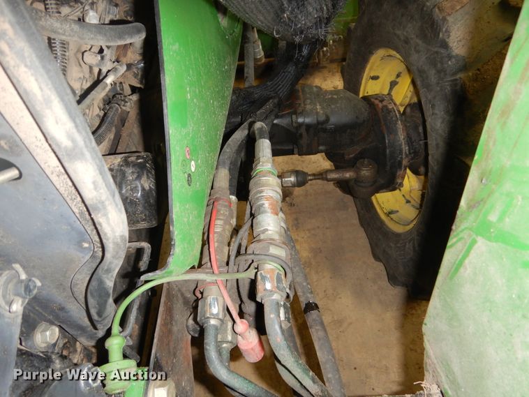 image for item HS9432 1999 John Deere 4600  tractor