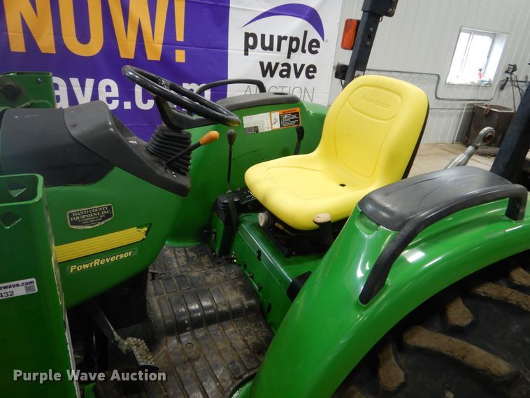 image for item HS9432 1999 John Deere 4600  tractor