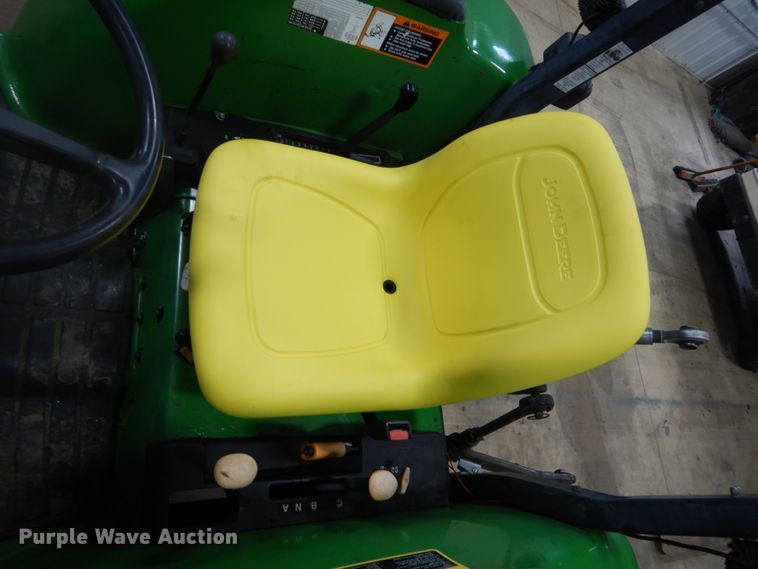 image for item HS9432 1999 John Deere 4600  tractor