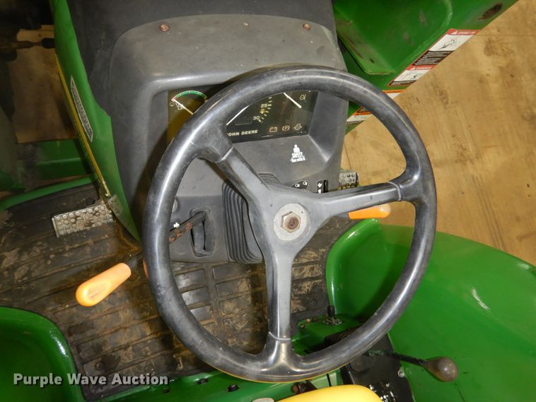 image for item HS9432 1999 John Deere 4600  tractor