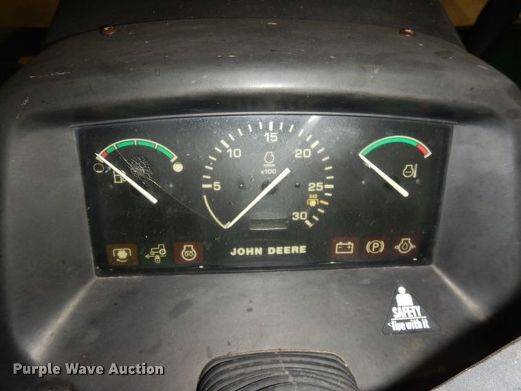 image for item HS9432 1999 John Deere 4600  tractor