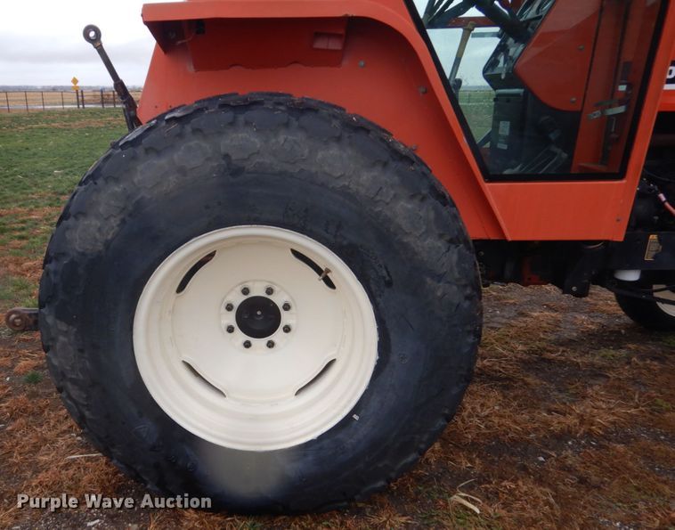 image for item HS9487 Allis Chalmers 6060  tractor