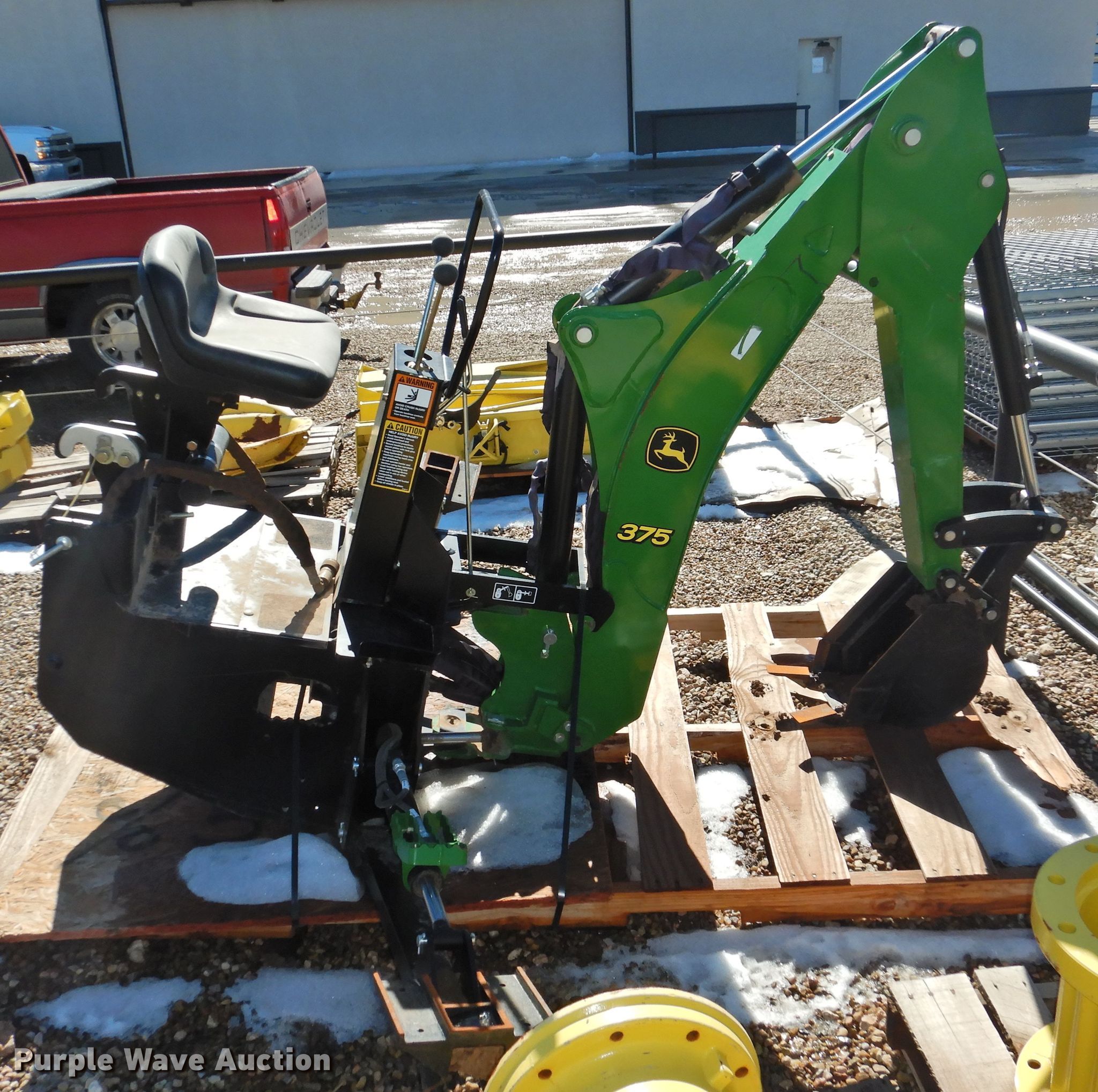 John Deere 375 backhoe attachment in Dimmitt, TX Item HU9644 sold