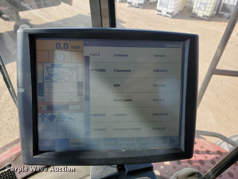 image for item DG8361 2015 Case IH 6140  combine