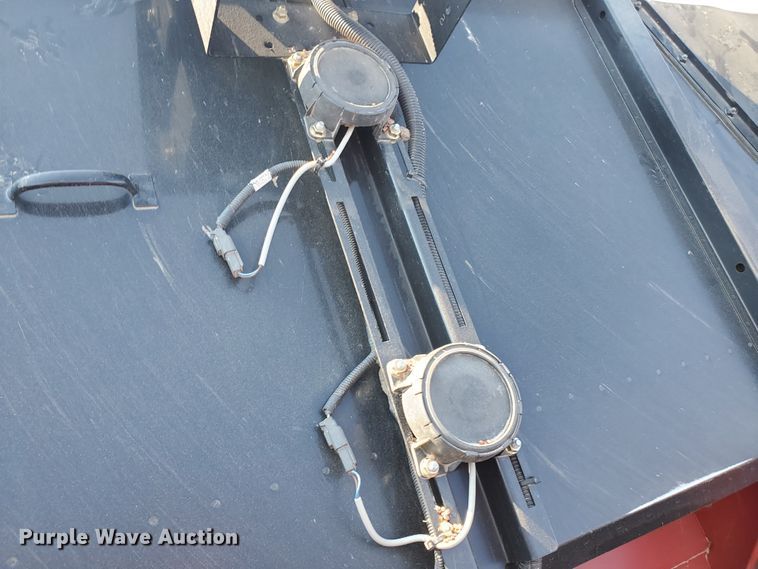 image for item DG8361 2015 Case IH 6140  combine