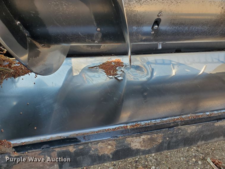 image for item DG8362 2015 MacDon FD75-S flex draper head