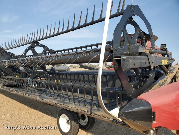 image for item DG8362 2015 MacDon FD75-S flex draper head