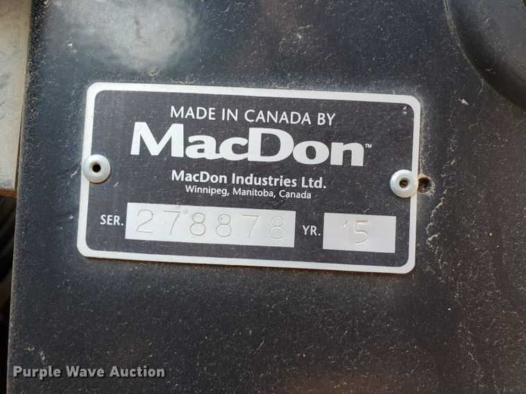 image for item DG8362 2015 MacDon FD75-S flex draper head