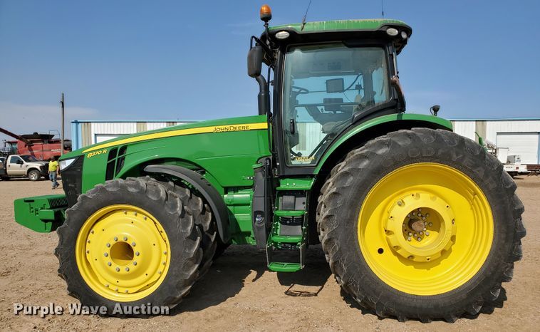 image for item DI5030 2015 John Deere 8370R  MFWD tractor