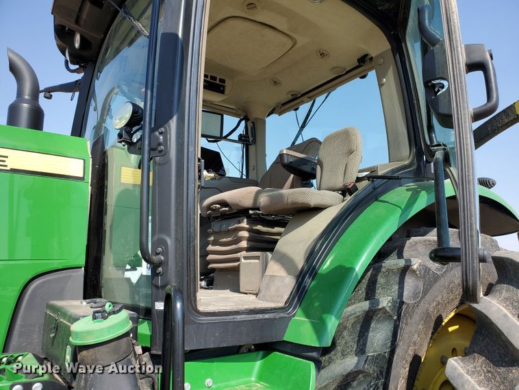 image for item DI5030 2015 John Deere 8370R  MFWD tractor