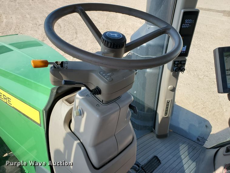 image for item DI5030 2015 John Deere 8370R  MFWD tractor