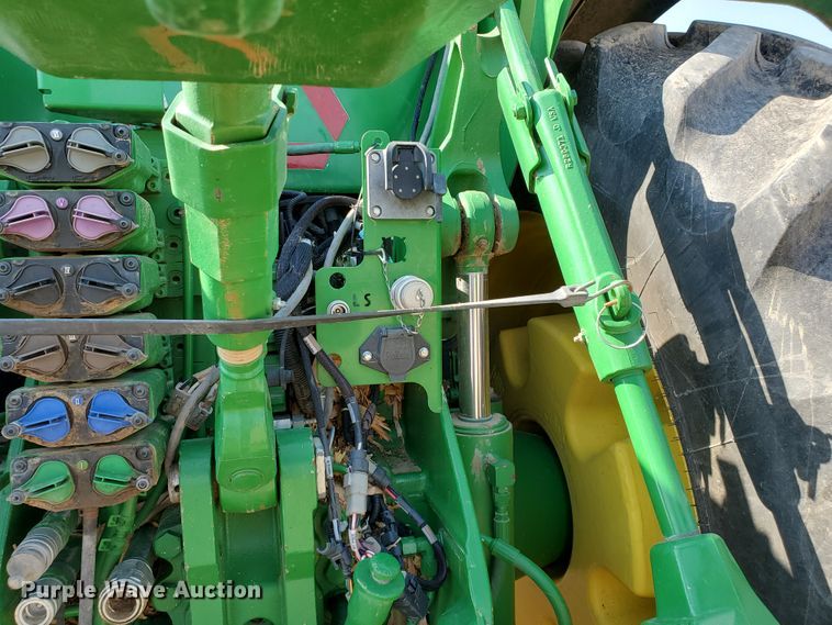 image for item DI5030 2015 John Deere 8370R  MFWD tractor