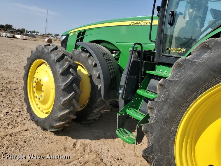 image for item DI5030 2015 John Deere 8370R  MFWD tractor