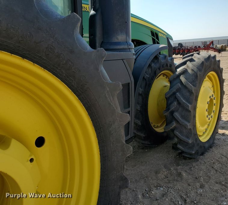 image for item DI5030 2015 John Deere 8370R  MFWD tractor