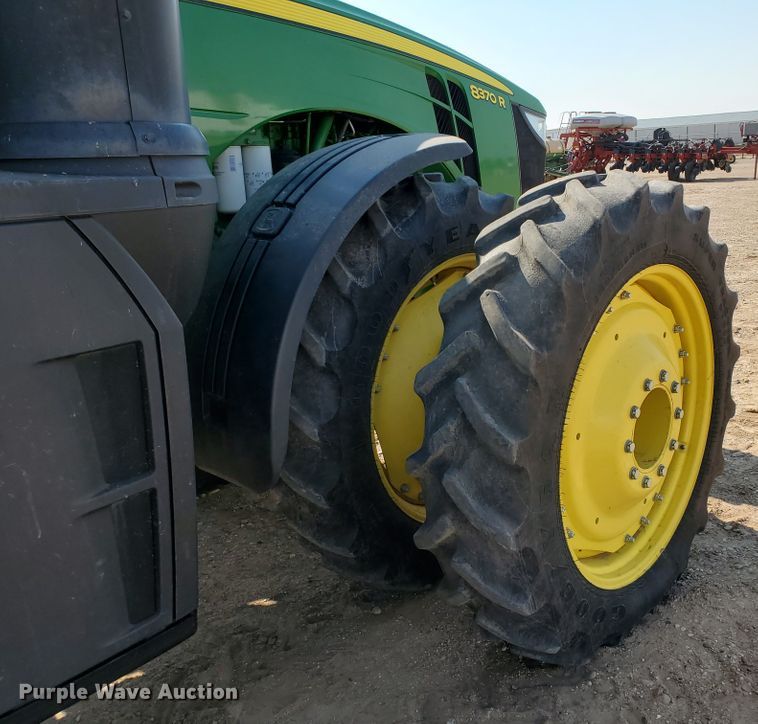 image for item DI5030 2015 John Deere 8370R  MFWD tractor