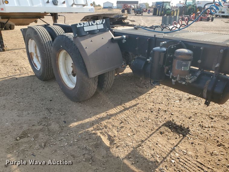 image for item DJ4750 1997 Mack RD688S  semi truck