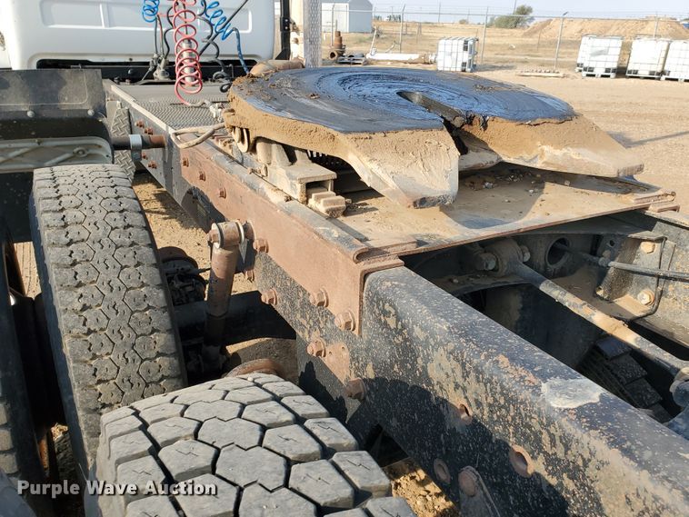 image for item DJ4750 1997 Mack RD688S  semi truck