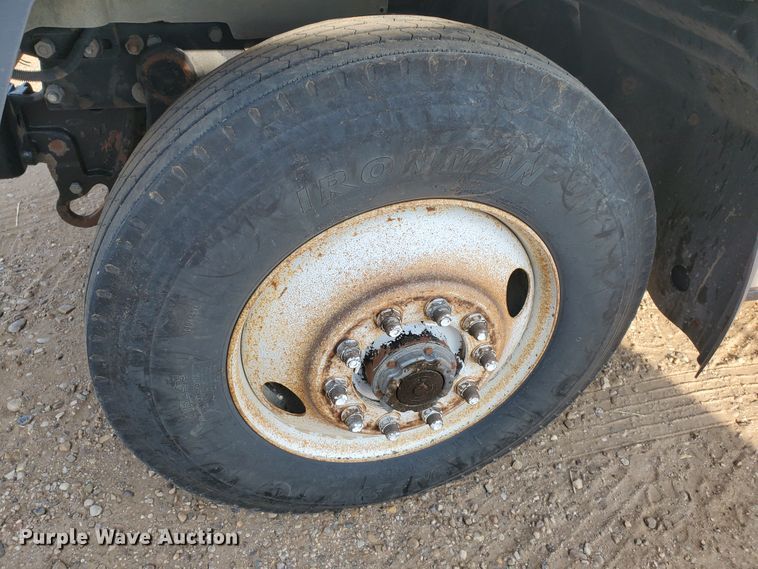 image for item DJ4750 1997 Mack RD688S  semi truck