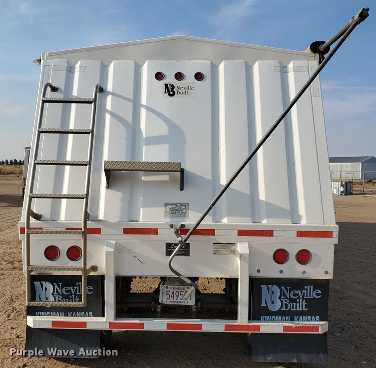 image for item DJ4751 2009 Neville double hopper bottom grain trailer