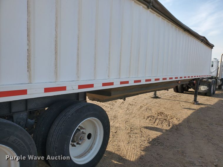 image for item DJ4751 2009 Neville double hopper bottom grain trailer