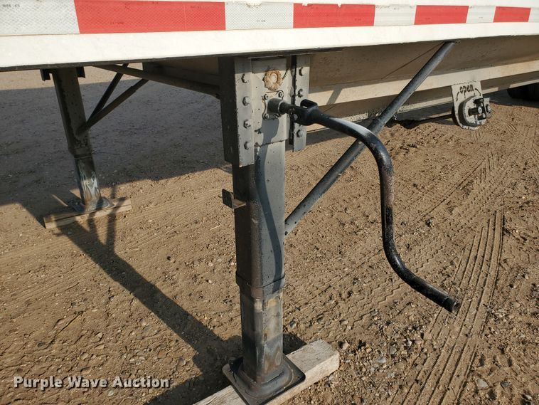 image for item DJ4751 2009 Neville double hopper bottom grain trailer