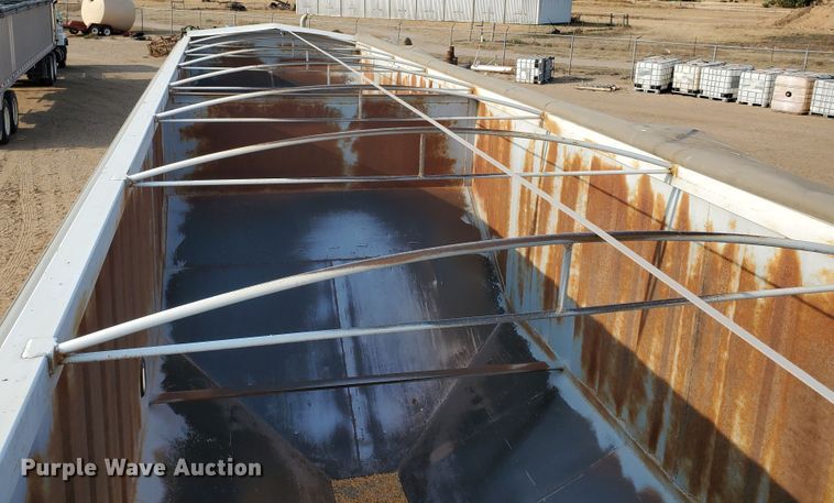 image for item DJ4751 2009 Neville double hopper bottom grain trailer