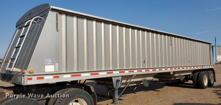 image for item DJ4753 2009 Neville double hopper bottom grain trailer