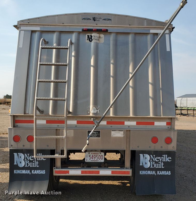 image for item DJ4753 2009 Neville double hopper bottom grain trailer
