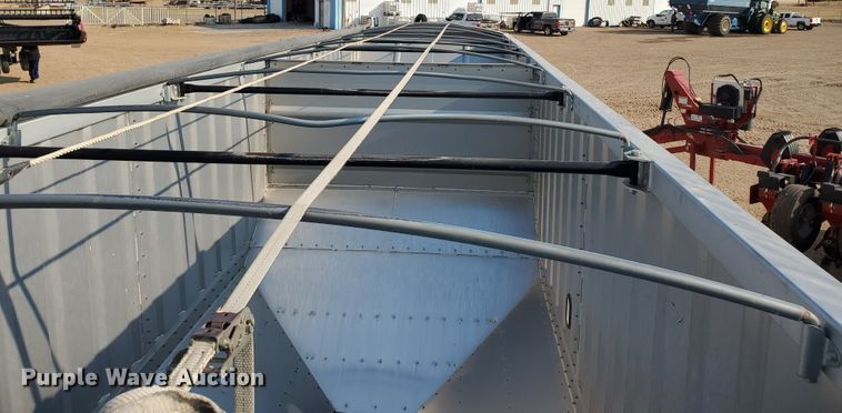 image for item DJ4753 2009 Neville double hopper bottom grain trailer