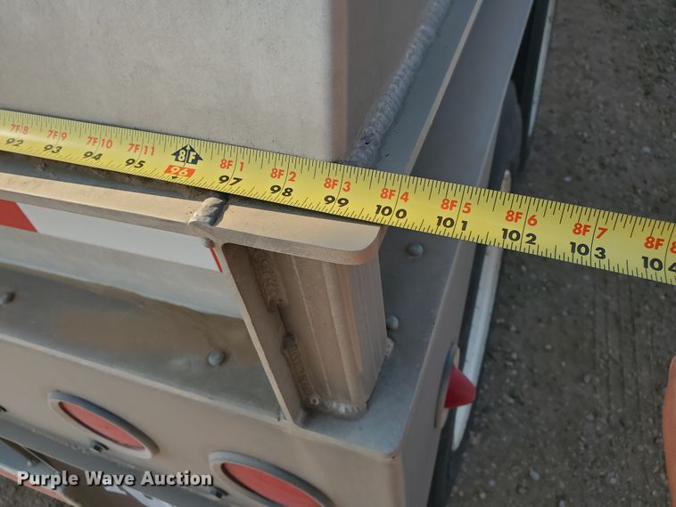 image for item DJ4753 2009 Neville double hopper bottom grain trailer