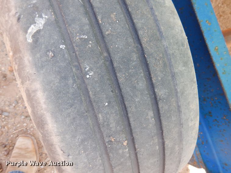 image for item DJ4754 Nurse tank trailer