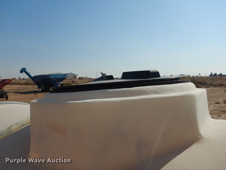 image for item DJ4755 Nurse tank trailer