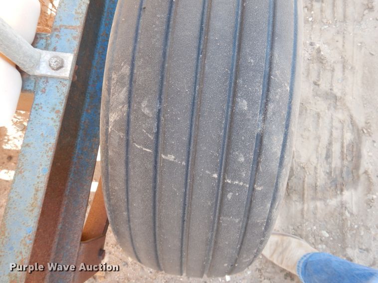 image for item DJ4755 Nurse tank trailer